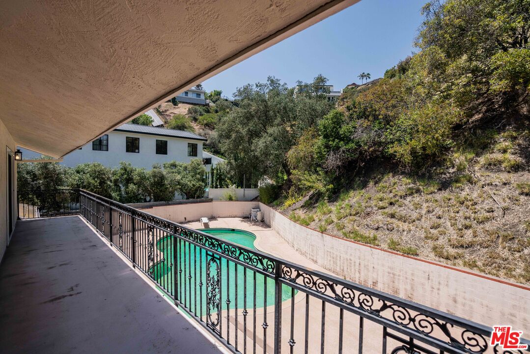 1181 Somera Rd