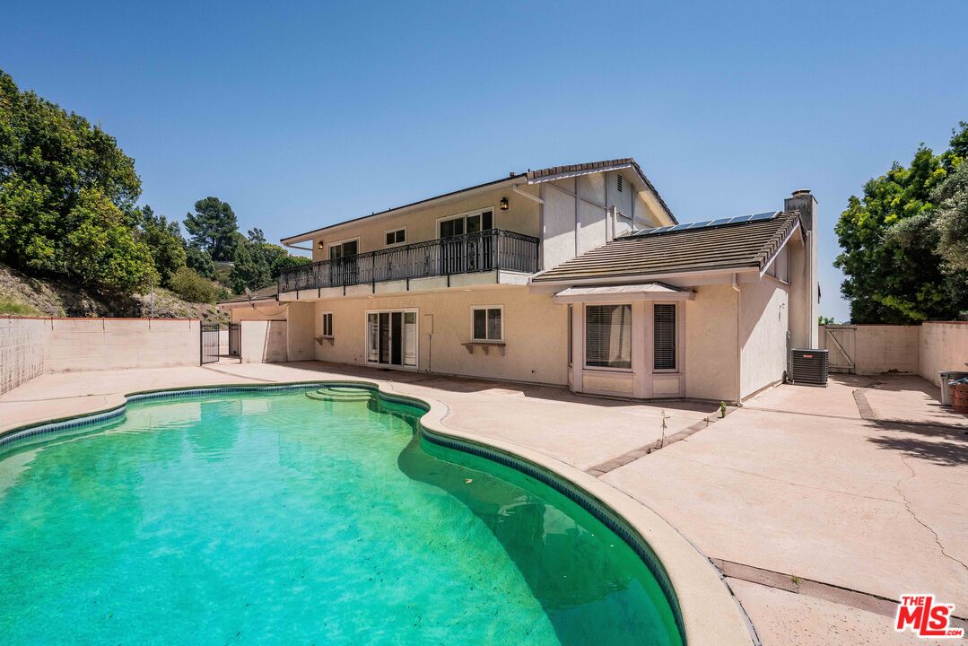1181 Somera Rd