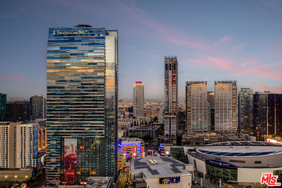900 W Olympic Blvd Unit: 29H