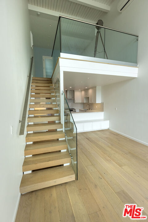 22 Navy St Unit: 306