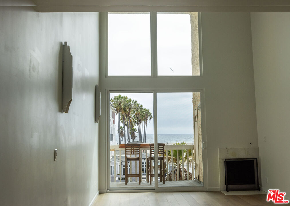 22 Navy St Unit: 306