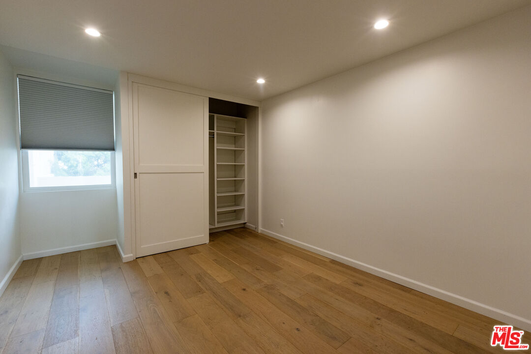 22 Navy St Unit: 306