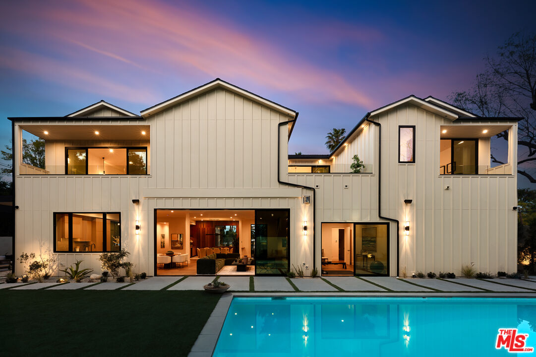 18100 Karen Dr