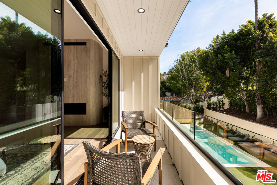 18100 Karen Dr