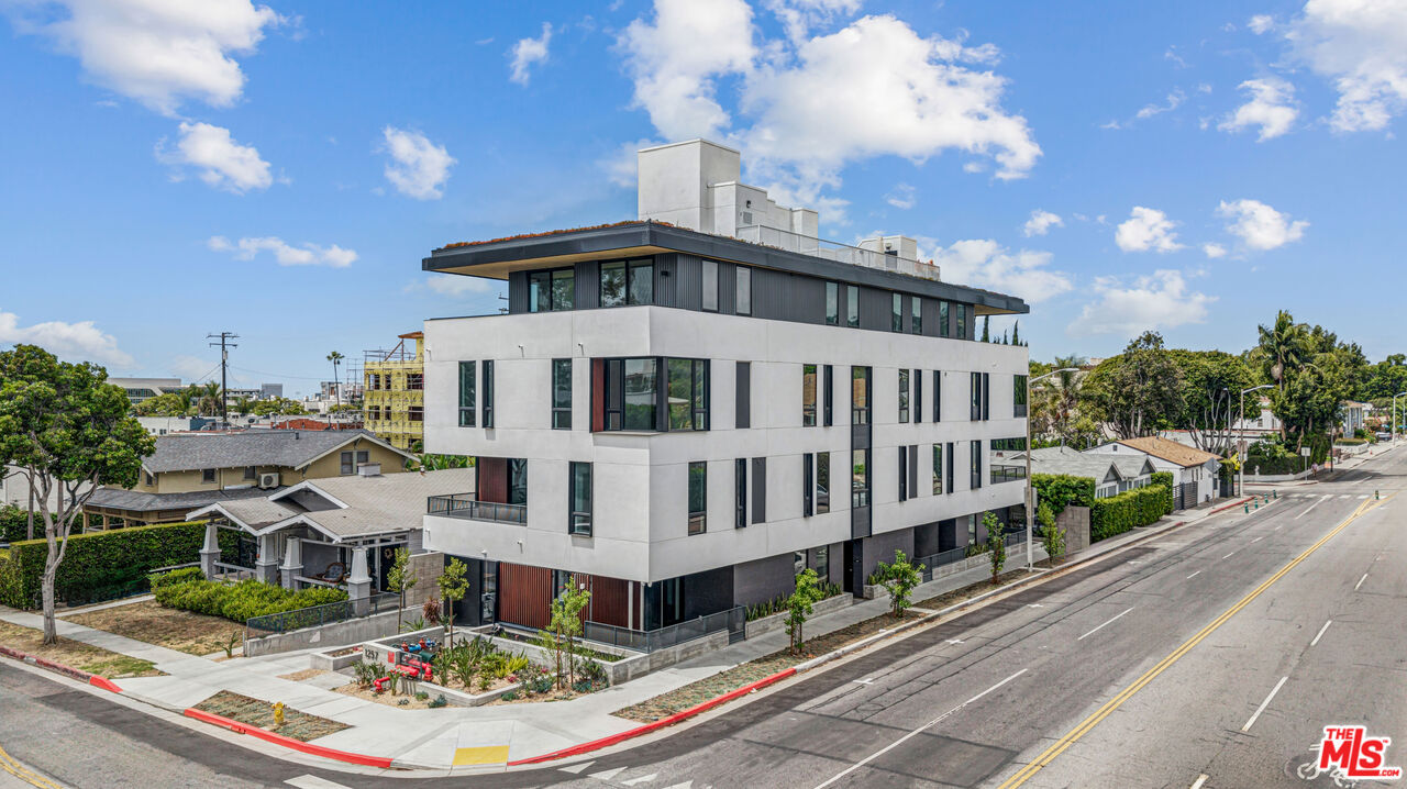 1257 N Detroit St Unit: 103