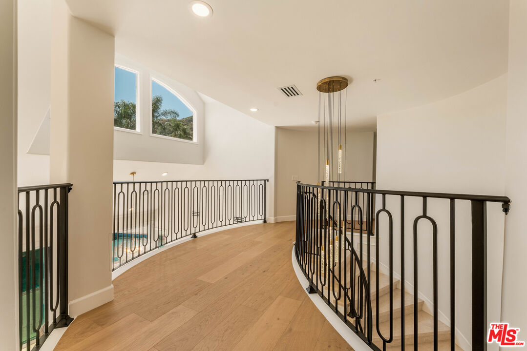1432 Rutherford Dr
