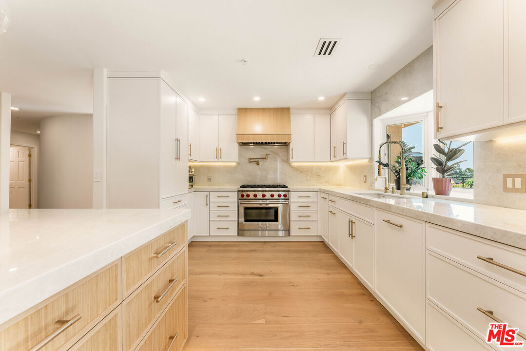 1432 Rutherford Dr