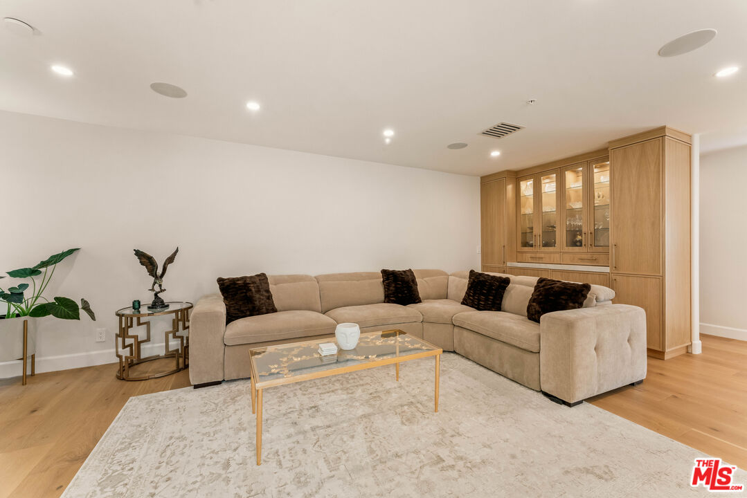 1432 Rutherford Dr