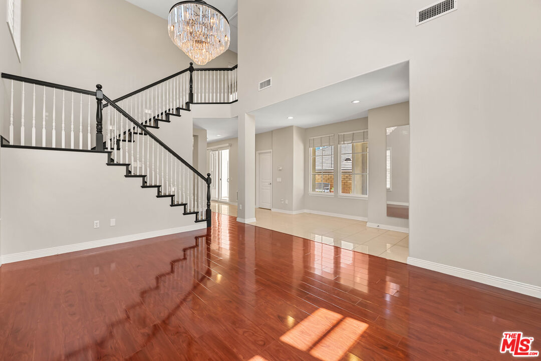 1385 White Feather Ct