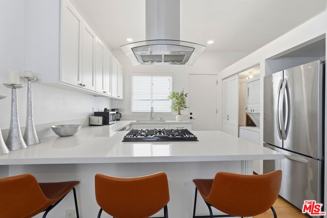 521 Venice Way