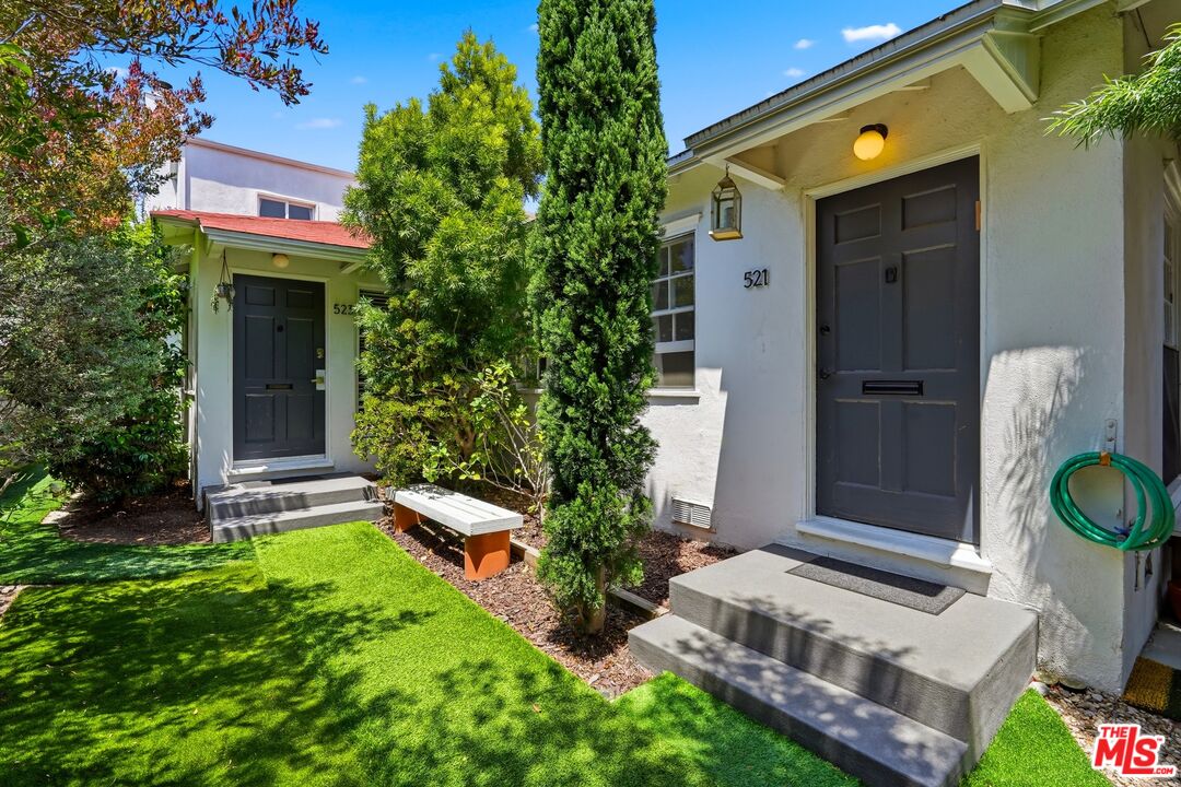 521 Venice Way