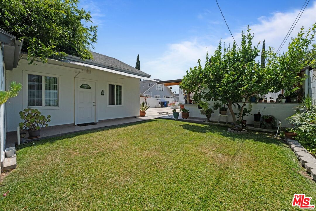 1430 N Dominion Ave