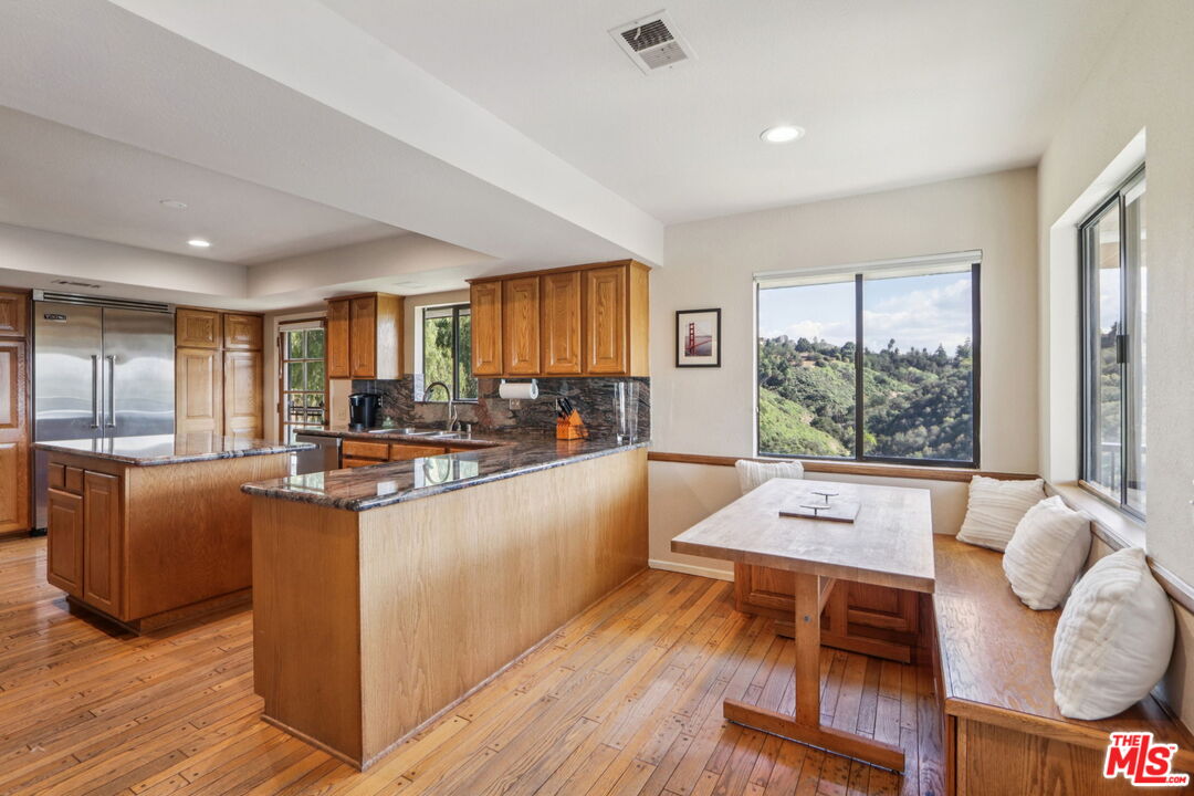 1821 Calle Petaluma