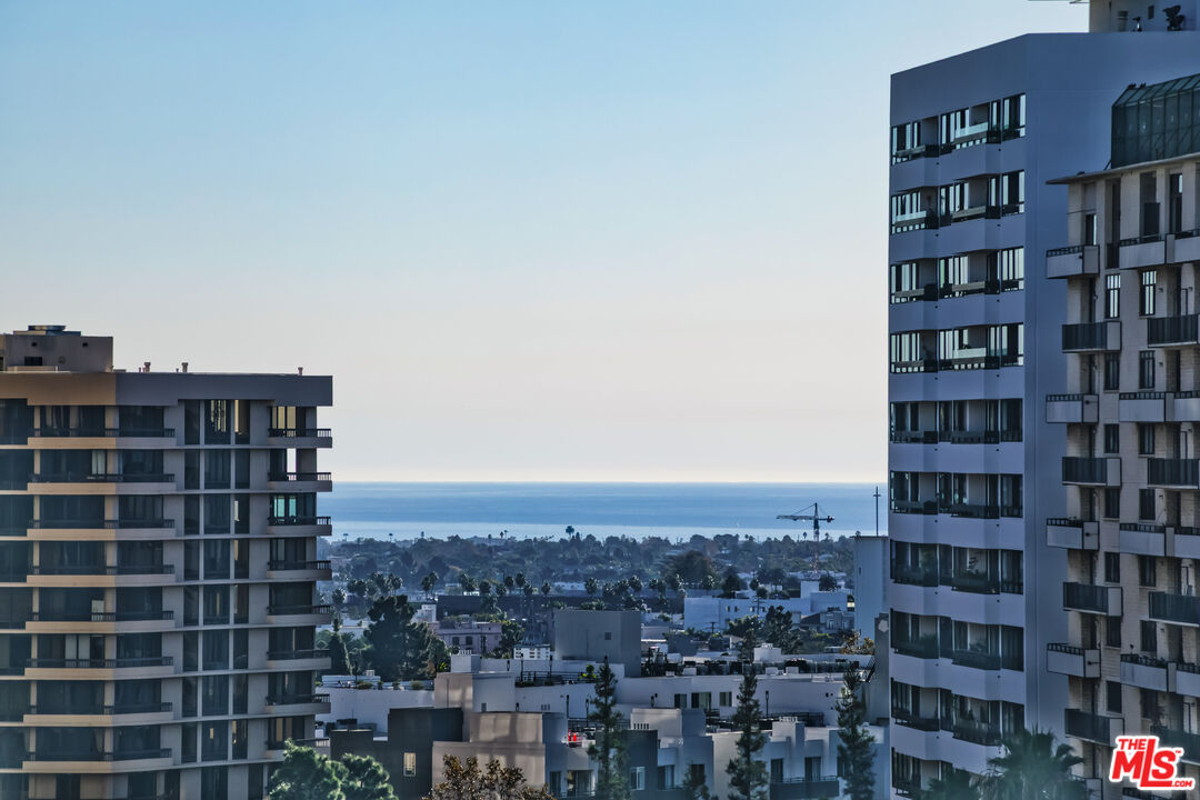 10445 Wilshire Blvd Unit: 905