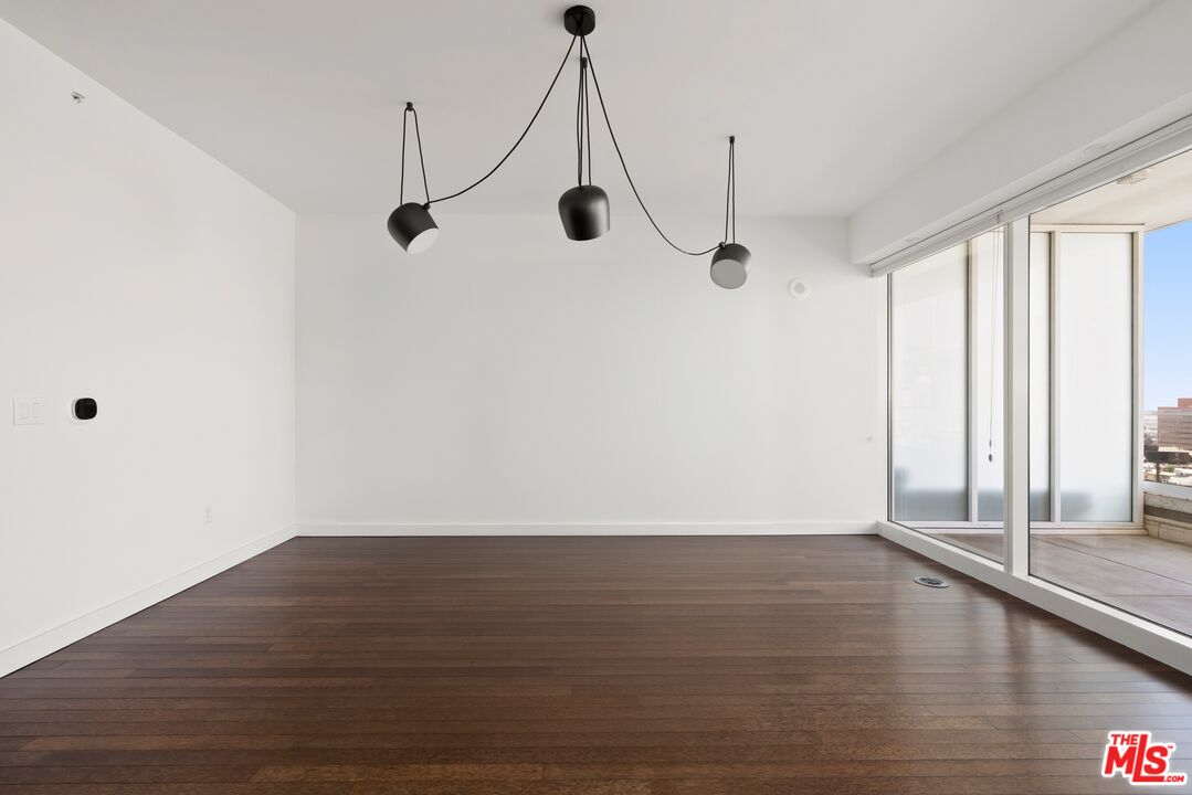 6250 Hollywood Blvd Unit: 12I