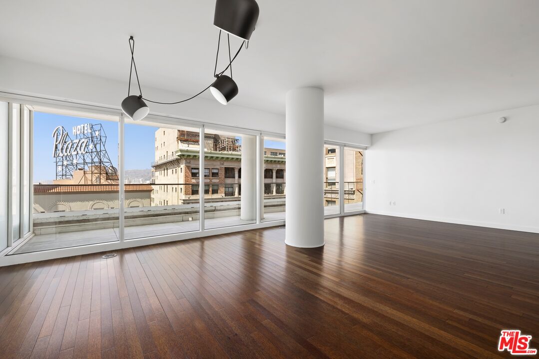 6250 Hollywood Blvd Unit: 12I