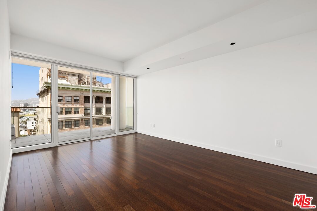 6250 Hollywood Blvd Unit: 12I