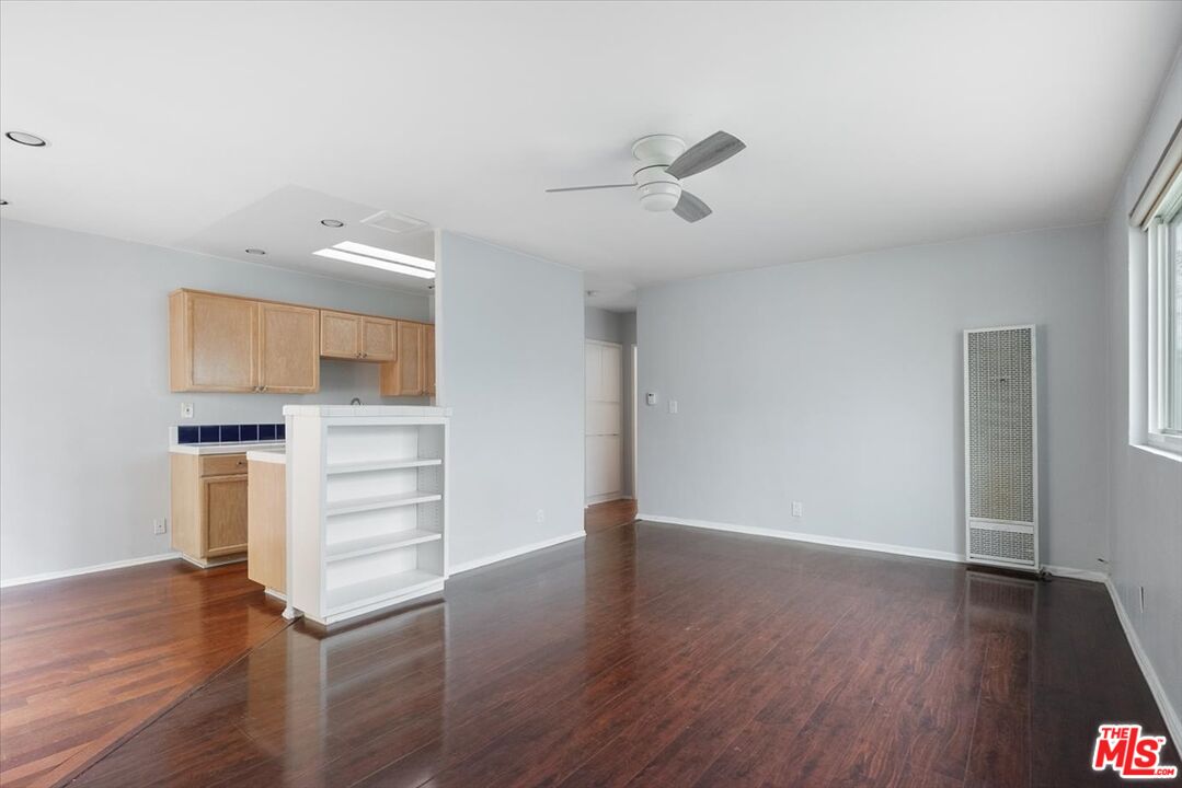 828 5th St Unit: 10