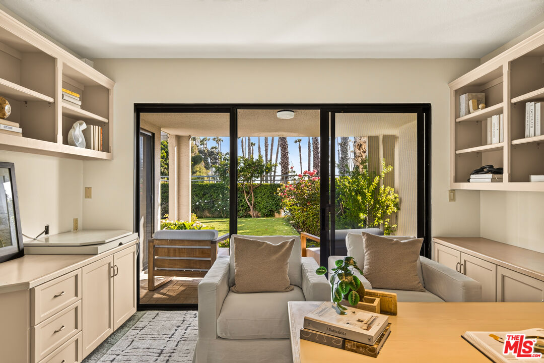 20 Ocean Park Blvd Unit: 7