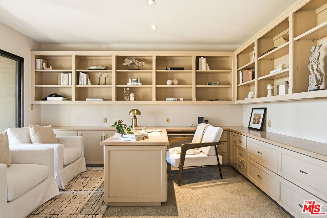 20 Ocean Park Blvd Unit: 7