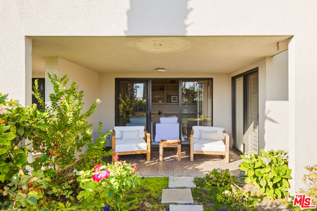 20 Ocean Park Blvd Unit: 7
