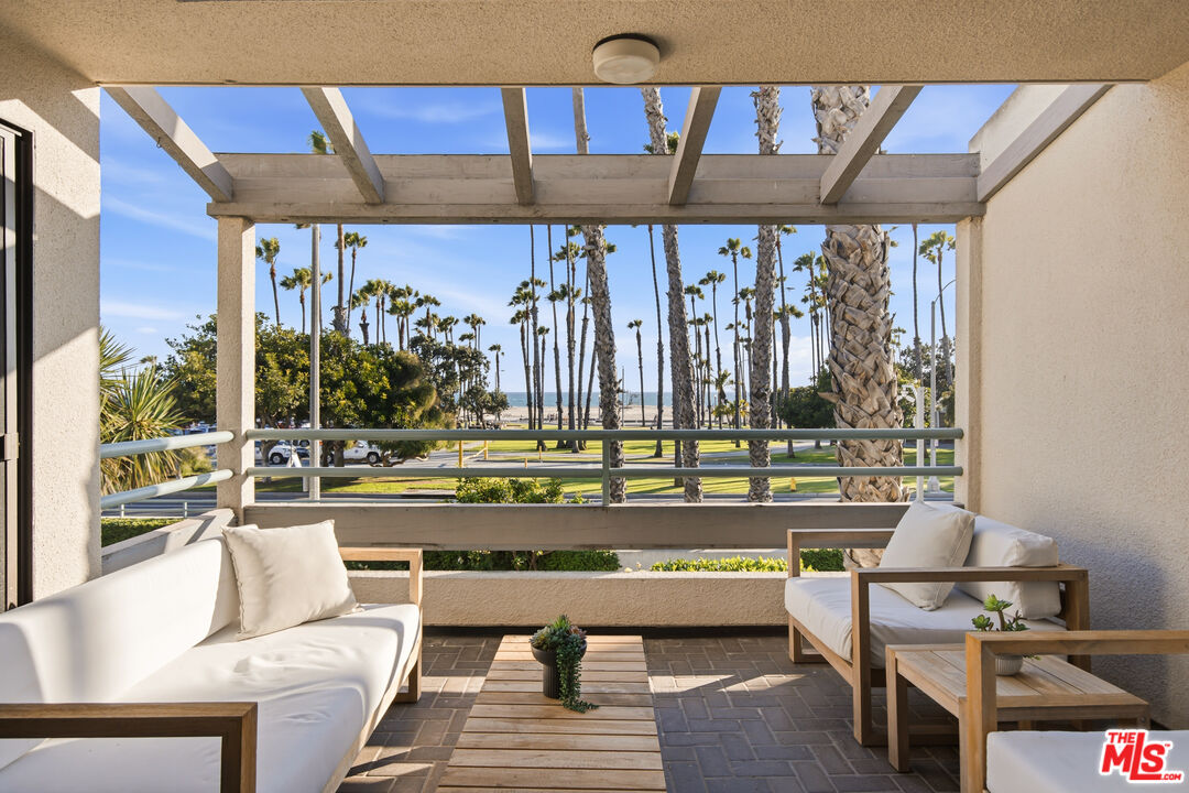 20 Ocean Park Blvd Unit: 7