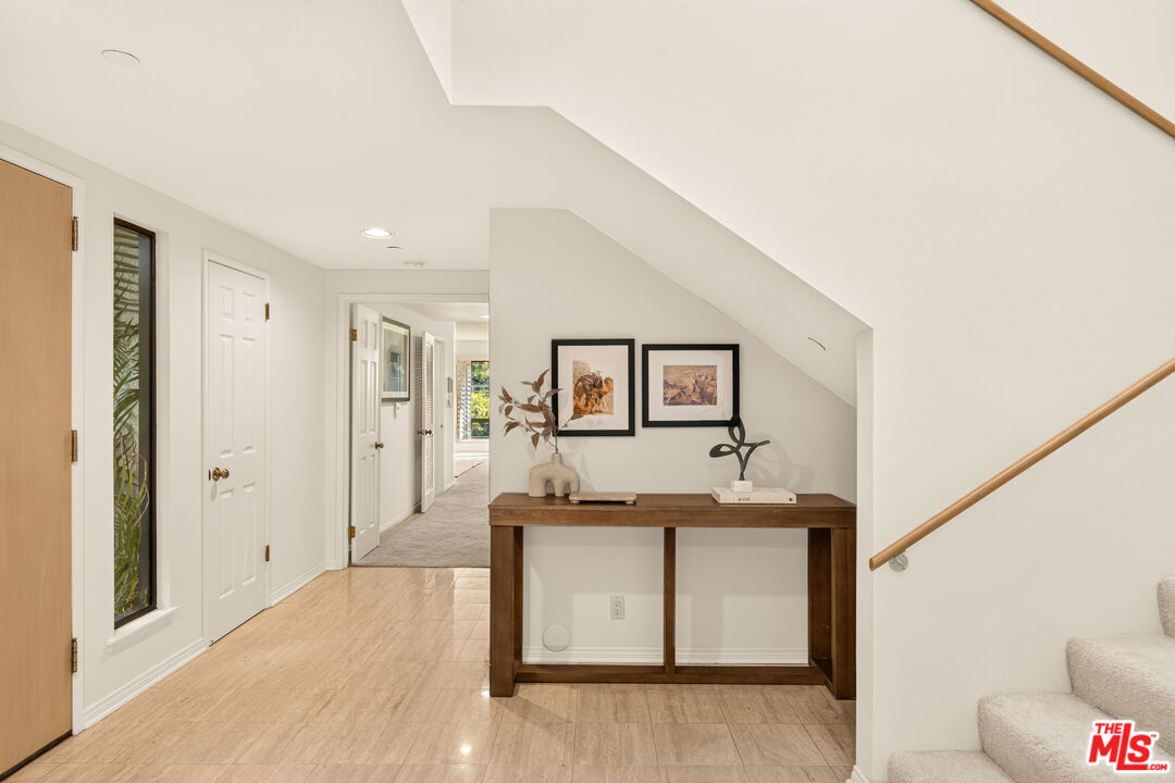20 Ocean Park Blvd Unit: 7