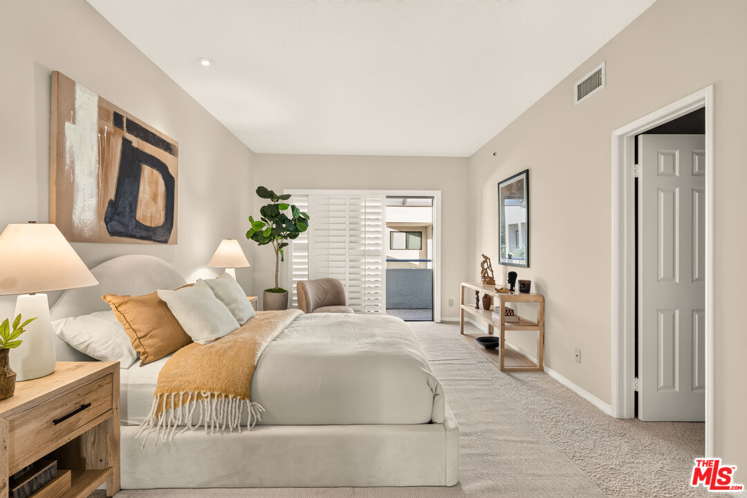 20 Ocean Park Blvd Unit: 7