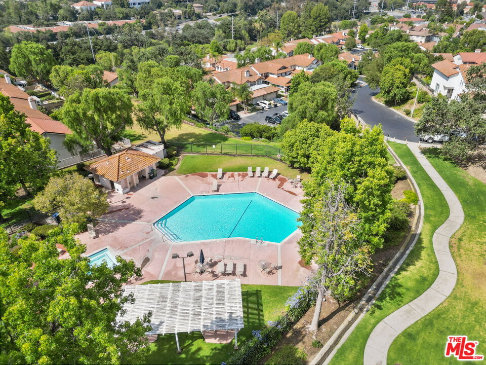 5413 Mark Ct