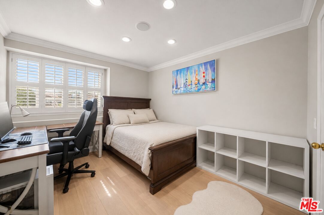 5413 Mark Ct