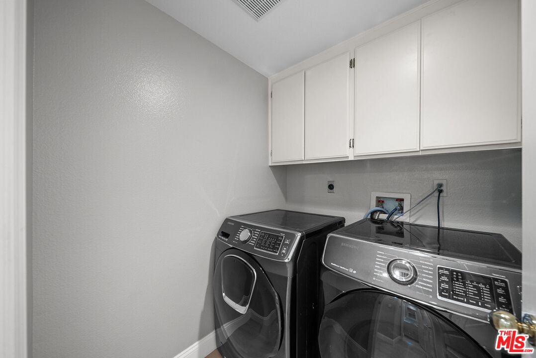 5413 Mark Ct