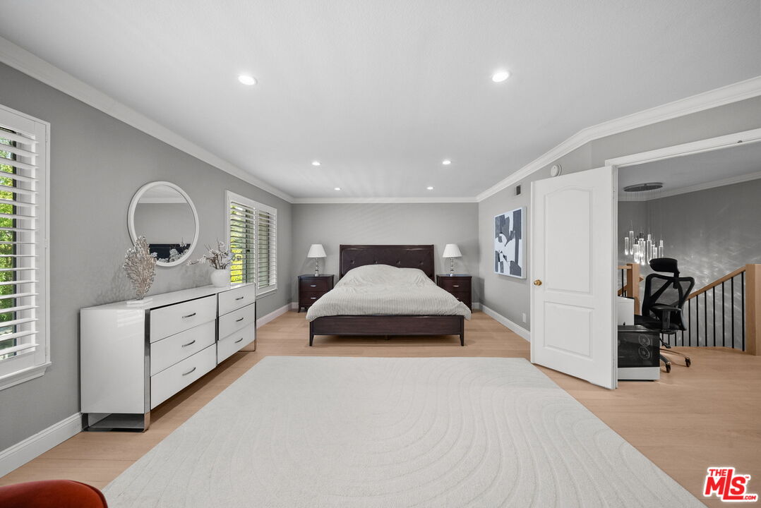 5413 Mark Ct