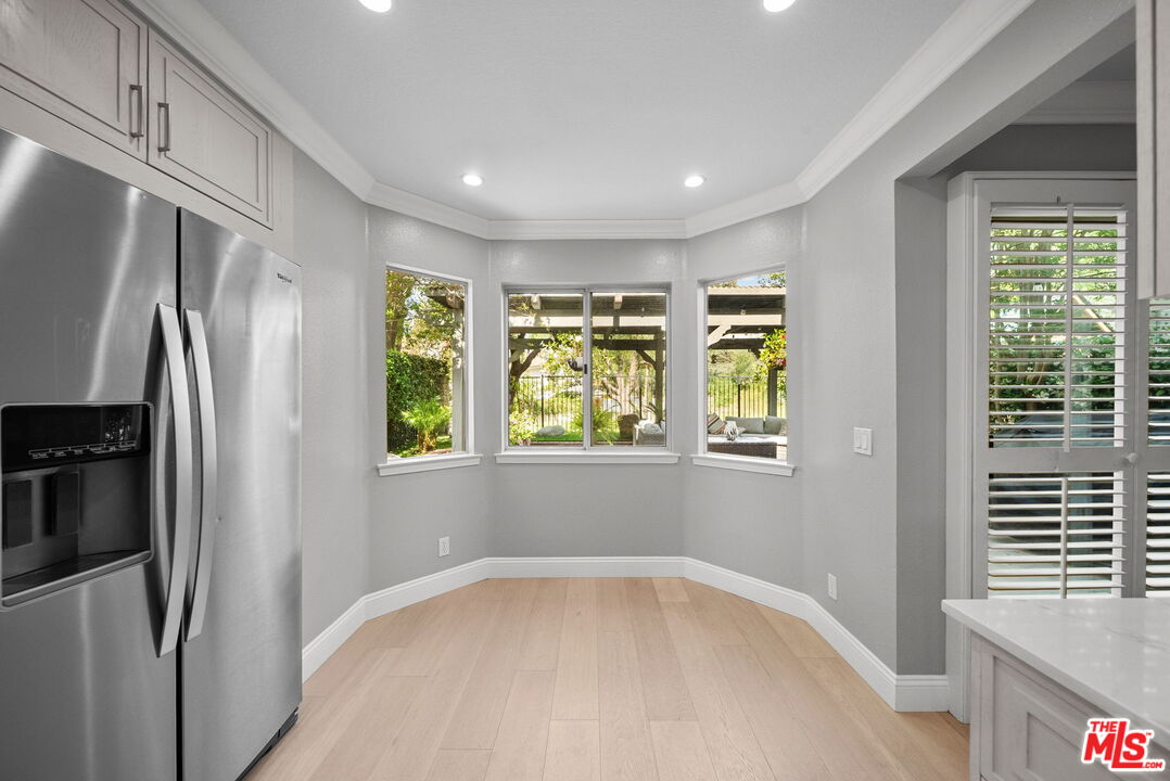 5413 Mark Ct