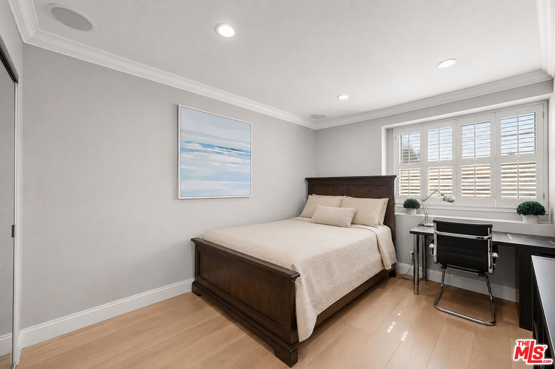 5413 Mark Ct