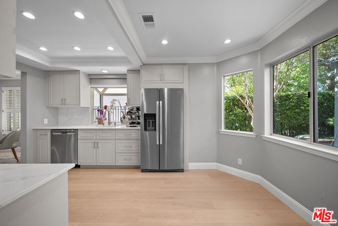 5413 Mark Ct