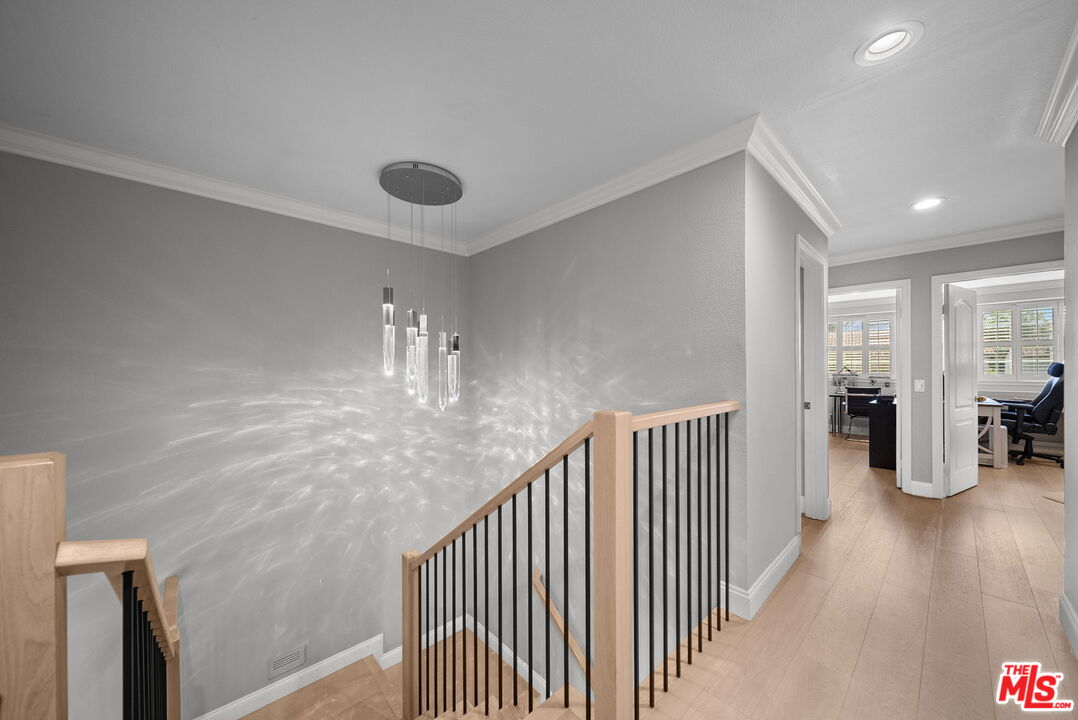 5413 Mark Ct