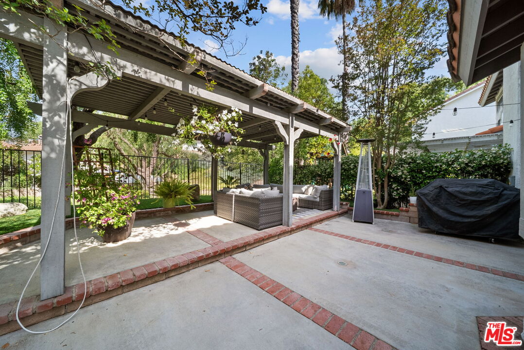 5413 Mark Ct