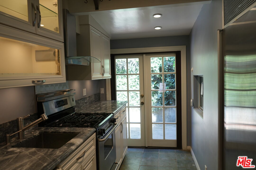 1418 Lindacrest Dr