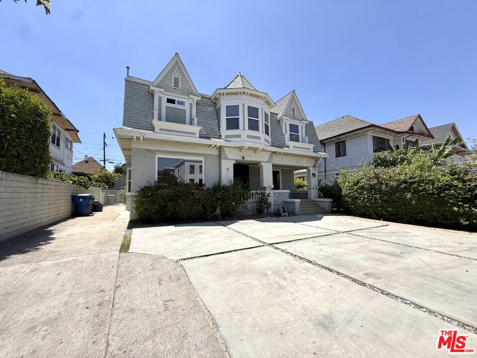 1333 Arapahoe St