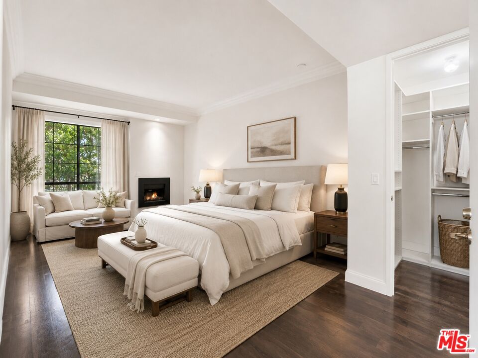 234 S Gale Dr Unit: 209