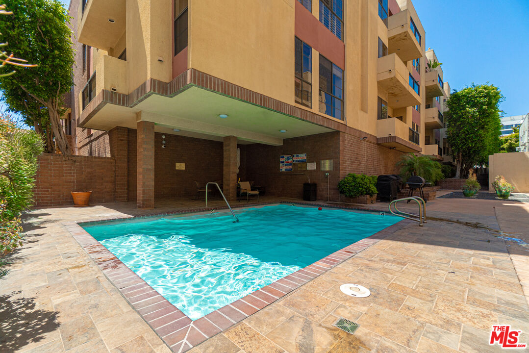 234 S Gale Dr Unit: 209