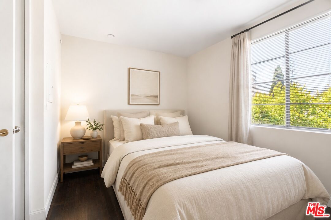 234 S Gale Dr Unit: 209