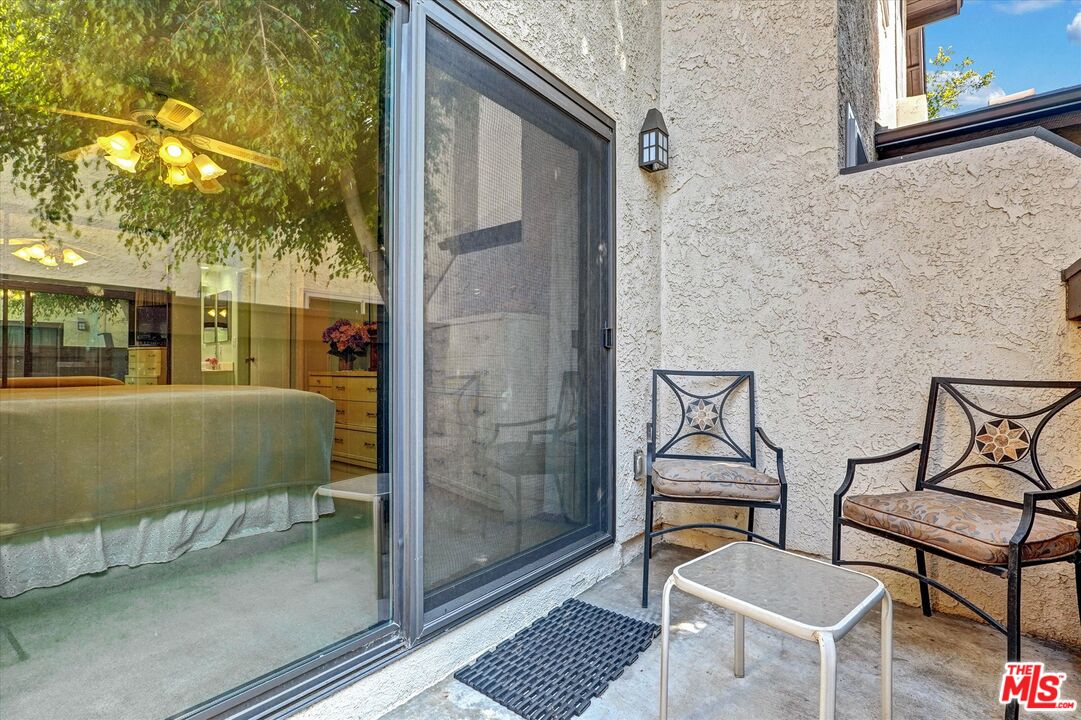 6716 Clybourn Ave Unit: 149