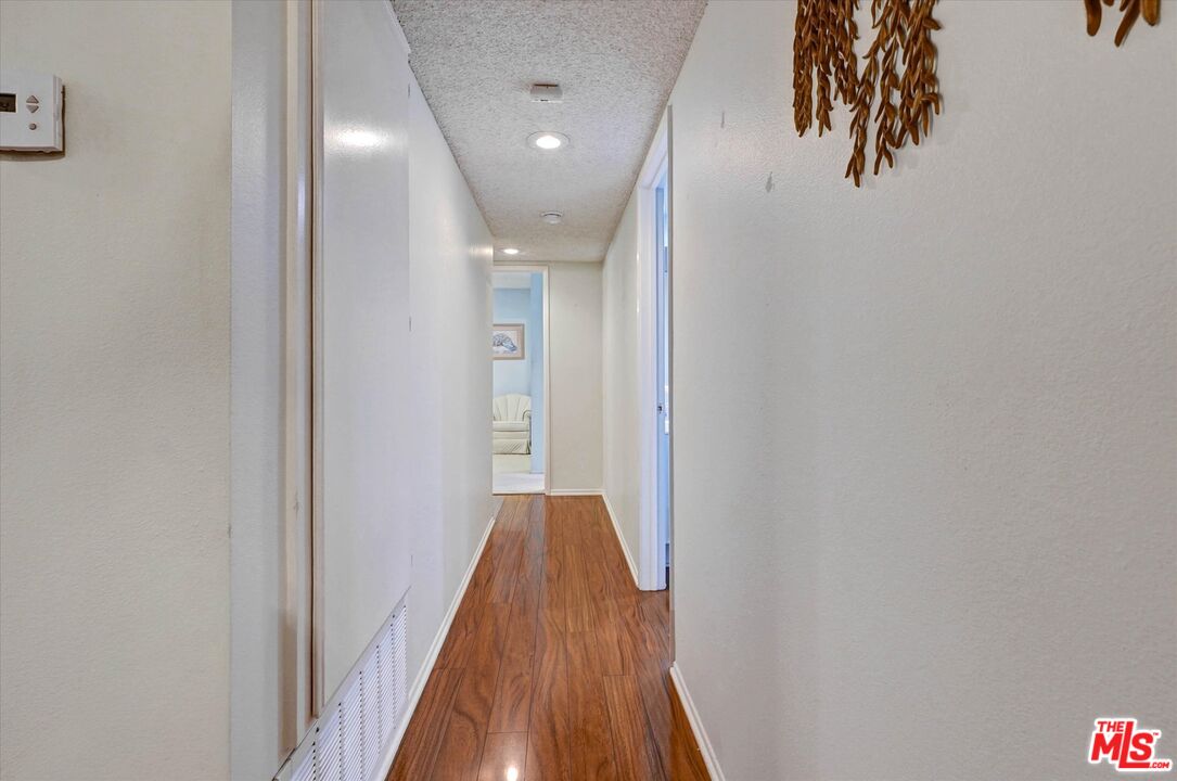 6716 Clybourn Ave Unit: 149