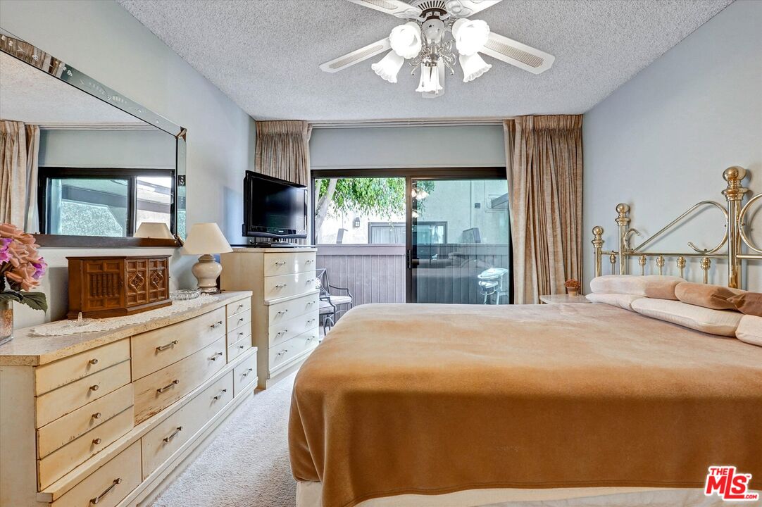 6716 Clybourn Ave Unit: 149