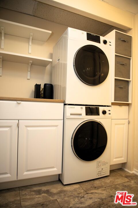 950 N Kings Rd Unit: 245