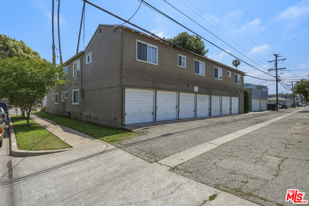 11401 Washington Pl