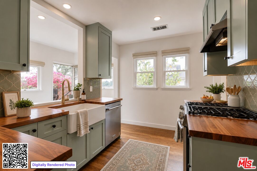 4365 Elenda St