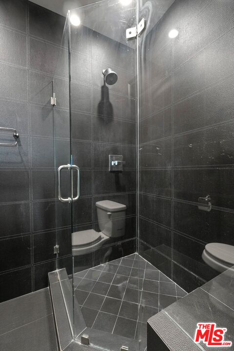 825 S Le Doux Rd Unit: 303