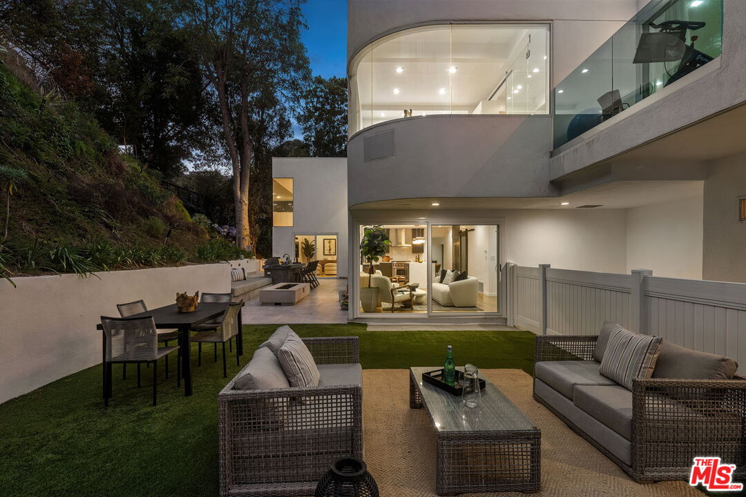 2557 Greenvalley Rd
